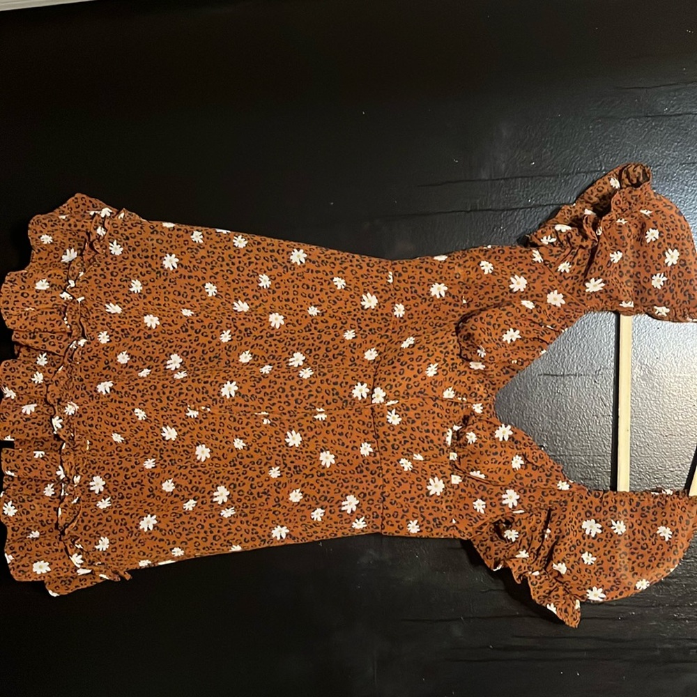 Women’s dress size 5